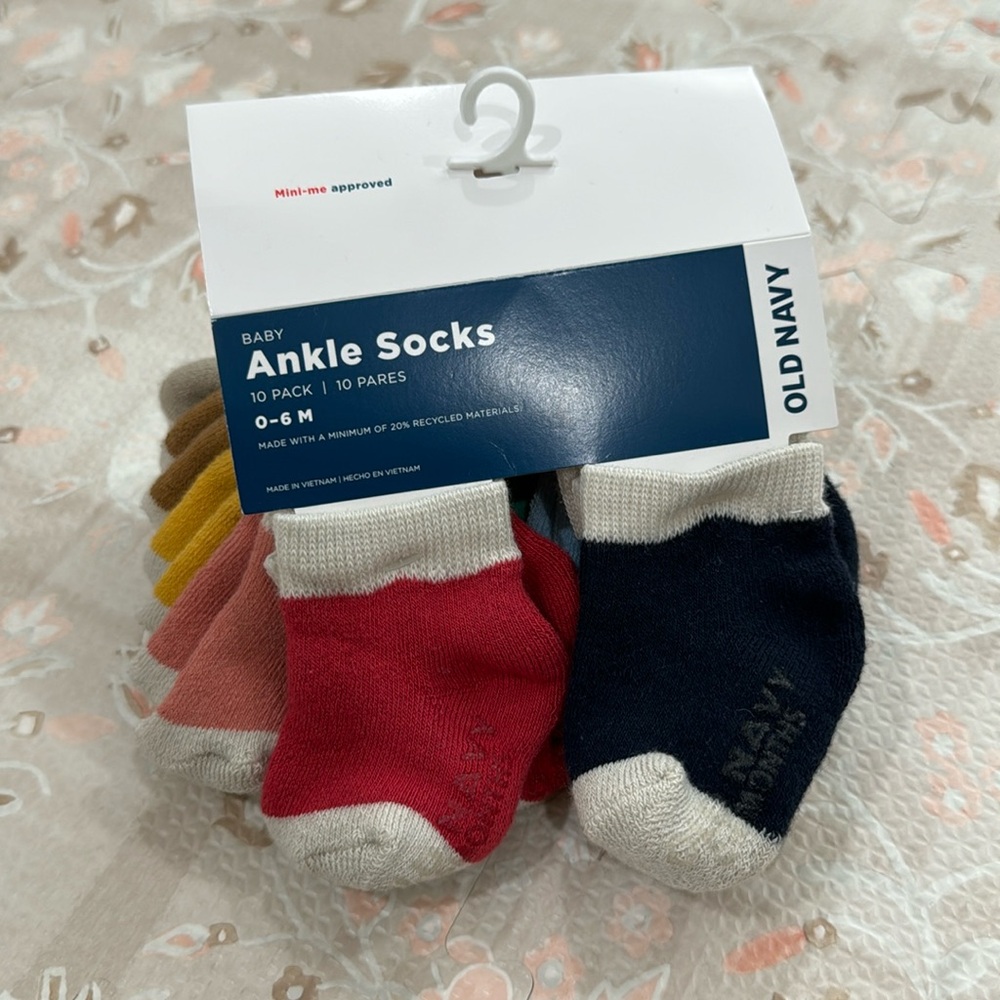 Old Navy Baby Socks